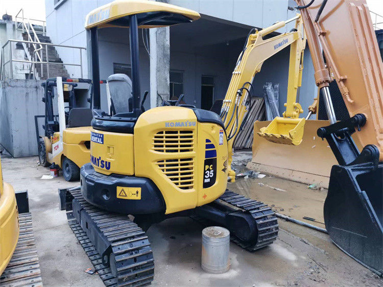 ราคาถูก 3 ตัน ใช้ยี่ปุ่นนําเข้า Komatsu pc 35 MR เครื่องขุดพ่วงที่มีเวลาการทํางานต่ํากว่า