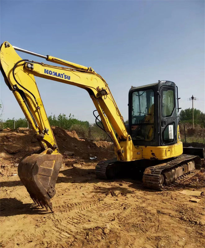 พร้อมทํางานและมีประสบการณ์ใช้ญี่ปุ่น komatsu pc 50 ในสภาพดีขาย