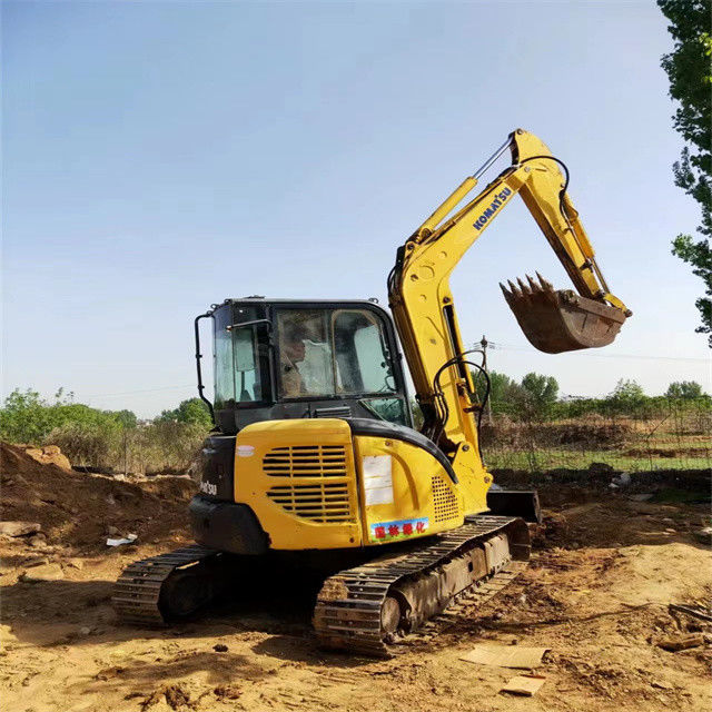 พร้อมทํางานและมีประสบการณ์ใช้ญี่ปุ่น komatsu pc 50 ในสภาพดีขาย