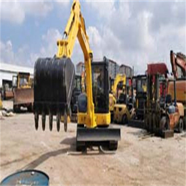 คุณภาพสูง 6 ตัน ใช้ญี่ปุ่นนําเข้า Komatsu pc 55 MR excavator crawler ด้วยเวลาทํางานที่ต่ํากว่า