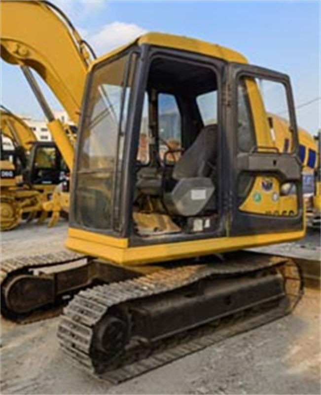 คุณภาพสูง 6.3 ตัน ใช้ญี่ปุ่นนําเข้า Komatsu pc 55 MR เครื่องขุดพ่วงที่มีเวลาการทํางานต่ํา