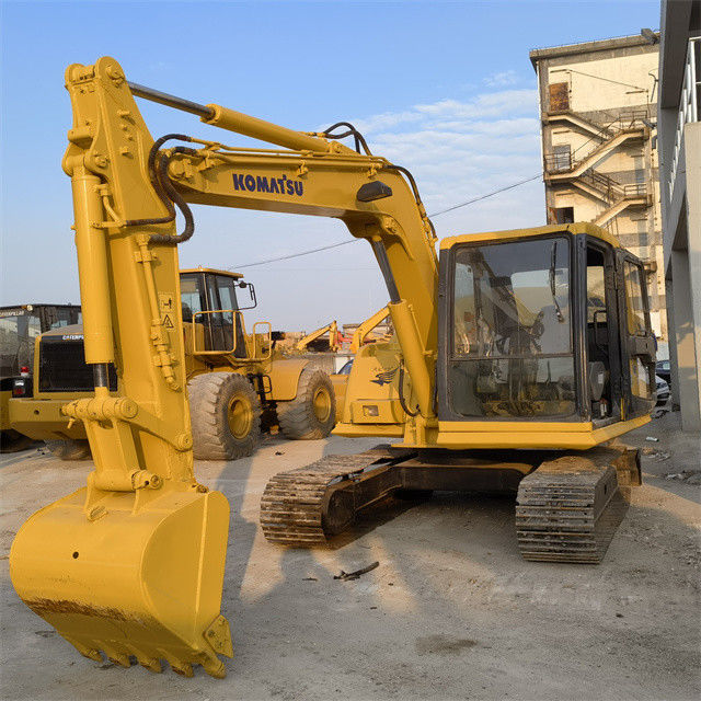 คุณภาพสูง 6.3 ตัน ใช้ญี่ปุ่นนําเข้า Komatsu pc 55 MR เครื่องขุดพ่วงที่มีเวลาการทํางานต่ํา