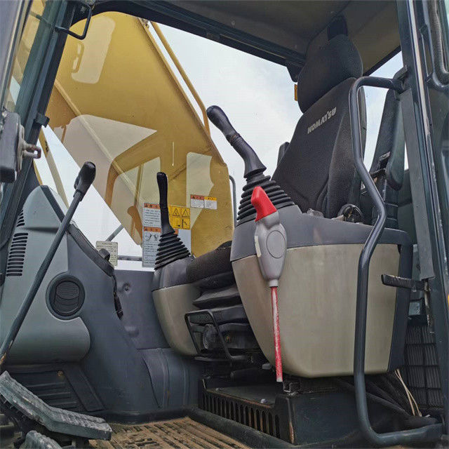 22 ตันใช้งานญี่ปุ่นนําเข้า Komatsu pc 210 เครื่องขุดพ่วงที่มีคุณภาพสูงและเวลาทํางานที่สั้น พร้อมขาย