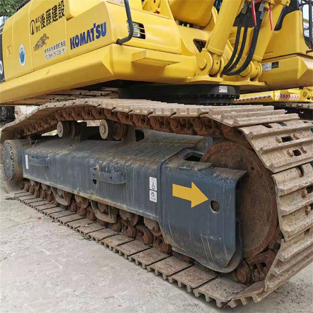 45 ตันเกือบใหม่จากญี่ปุ่น นําเข้า เครื่องขุดขยะ crawler เครื่องใช้ซ่อมแซม Komatsu pc 450-7