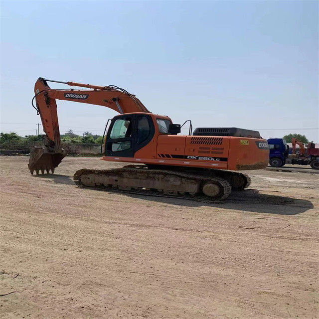 25 ตัน พร้อมใช้ Excavator สําหรับการทํางานและมีประสบการณ์ใช้เกาหลีนําเข้า Doosan DX 260LC