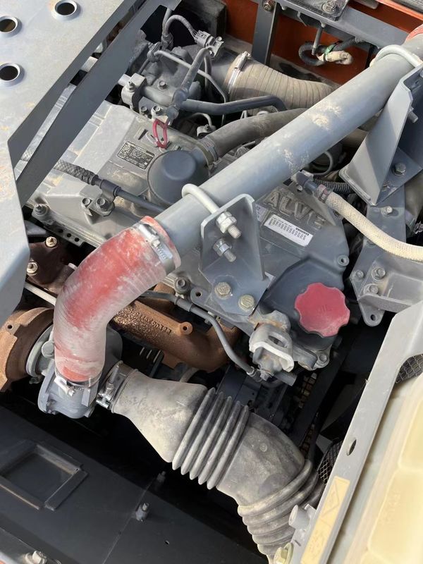 20 ตัน พร้อมใช้ Excavator สําหรับการทํางานและมีประสบการณ์ใช้เกาหลีนําเข้า Hitachi 200-5A ในสภาพที่ดี