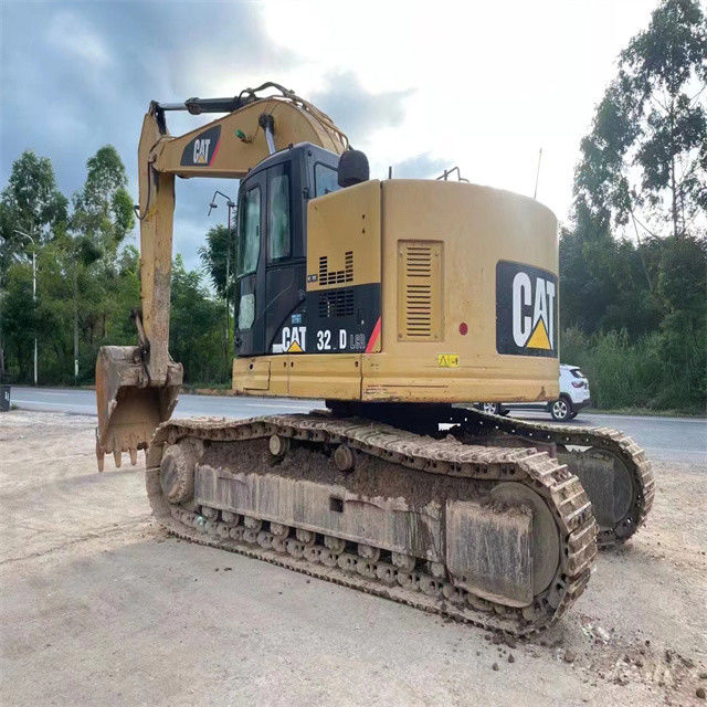 34.7 ตัน พร้อมใช้งานและมีประสบการณ์ใช้ญี่ปุ่น Caterpillar 328 D ในสภาพดี