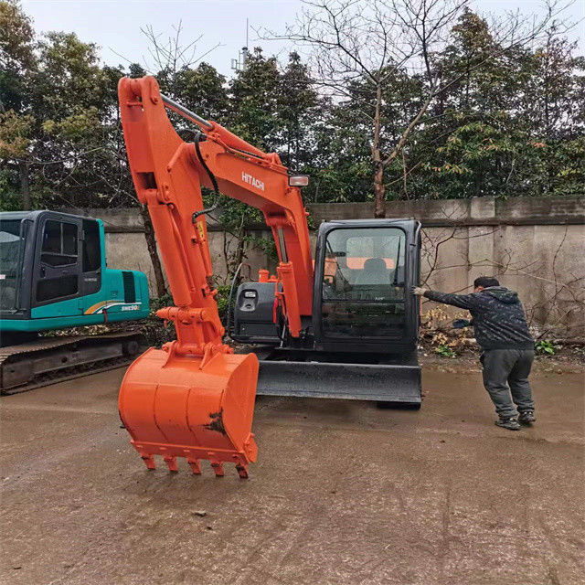6 ตัน มินิ พร้อมใช้ Excavator สําหรับการทํางานและมีประสบการณ์ใช้ญี่ปุ่นนําเข้า Hitachi ZX 60 ในสภาพที่ดี