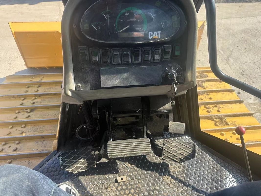 แมว Caterpillar D5k Lgp แมว D5k โดเซอร์หน้ามีดความกว้าง 4.262m โดเซอร์มือสอง