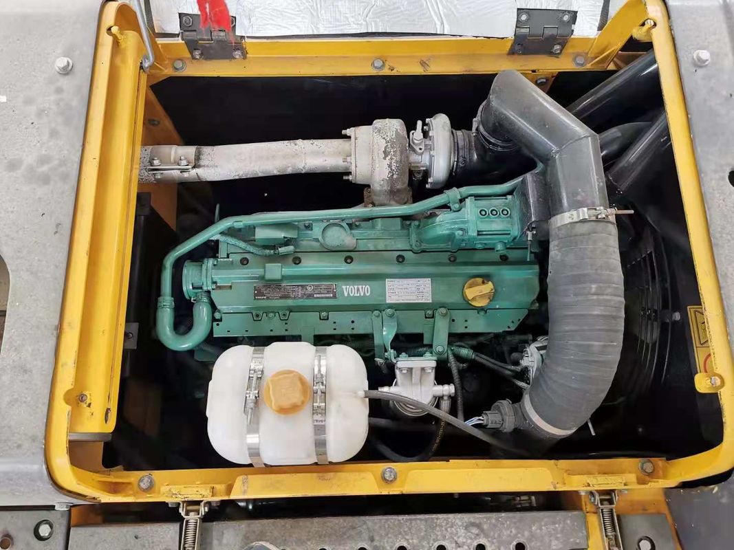 สวีเดนนําเข้าเครื่องขุดคล้องคราม Volvo EC200DL คุณภาพสูง ใช้เกือบใหม่ 100% พร้อม