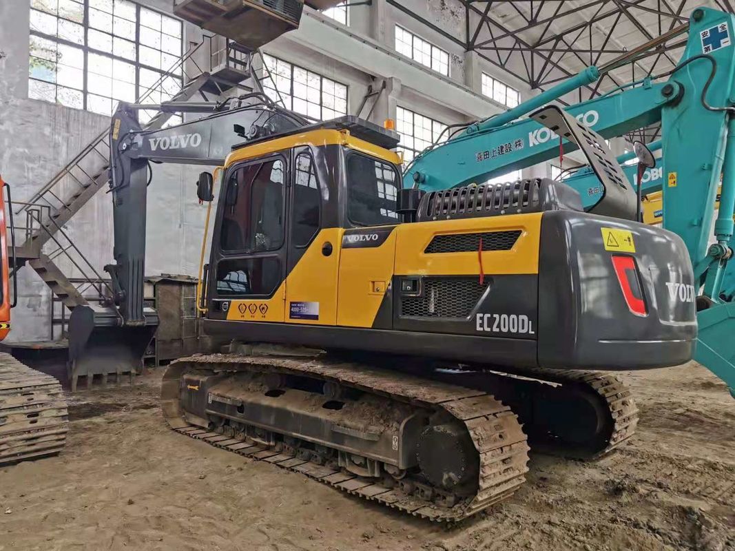 สวีเดนนําเข้าเครื่องขุดคล้องคราม Volvo EC200DL คุณภาพสูง ใช้เกือบใหม่ 100% พร้อม