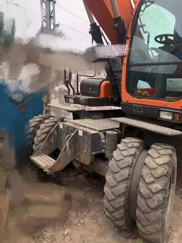 15 ตันเกาหลีนําเข้า 90% ของใหม่ Doosan DX 140W ถังล้อมือสองที่มีคุณภาพสูงและผลงานที่ดีที่สุดสําหรับขาย