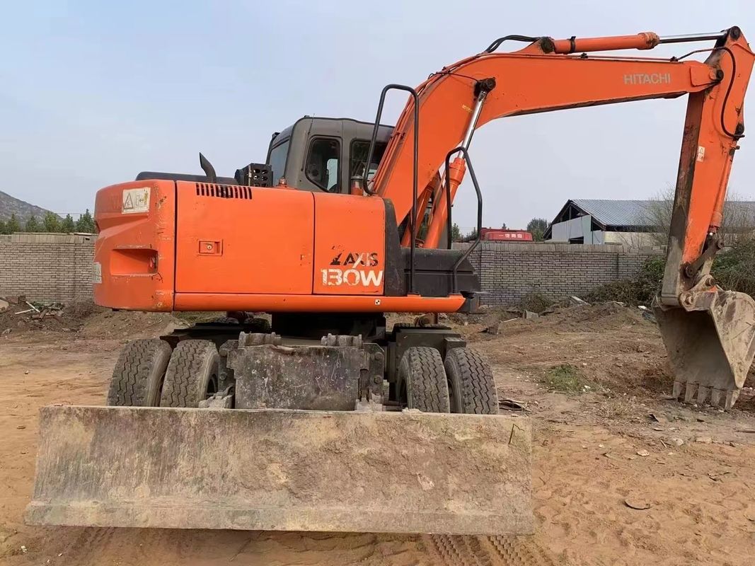 14 ตัน ญี่ปุ่นนําเข้า 90% ของใหม่ Hitachi ZX 130W ถังล้อมือสองที่มีคุณภาพสูงและผลงานที่ดีที่สุดสําหรับขาย