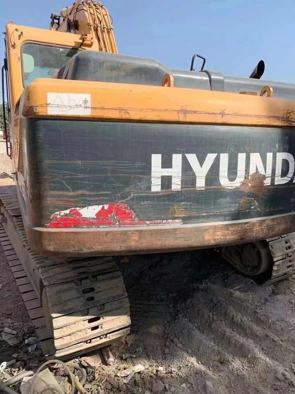 2000 รอบ / นาที Hyundai R215 มือสอง พร้อมทํางานและมีประสบการณ์ เกาหลีนําเข้าในสภาพดี