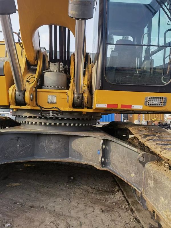 ใช้ Liebherr R966 พร้อมทํางานและประสบการณ์เยอรมันนําเข้าในสภาพที่ดี