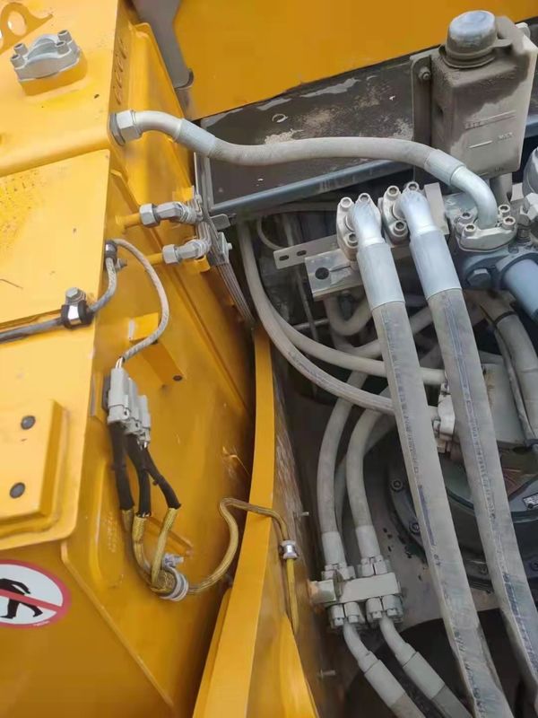 ใช้ Liebherr R944 พร้อมทํางานและประสบการณ์เยอรมันนําเข้าในสภาพที่ดี