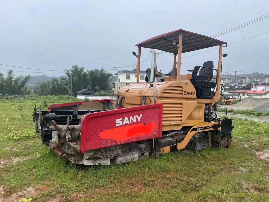 รถยนต์ลากลาง 2 แกน SANY DTU95C ที่ใช้ในการขนส่งภาระหนักหรือขนาดใหญ่
