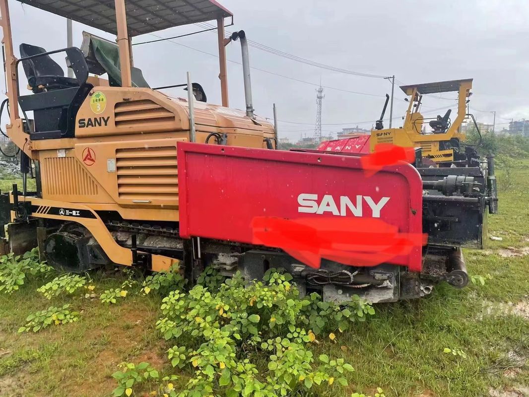 รถยนต์ลากลาง 2 แกน SANY DTU95C ที่ใช้ในการขนส่งภาระหนักหรือขนาดใหญ่
