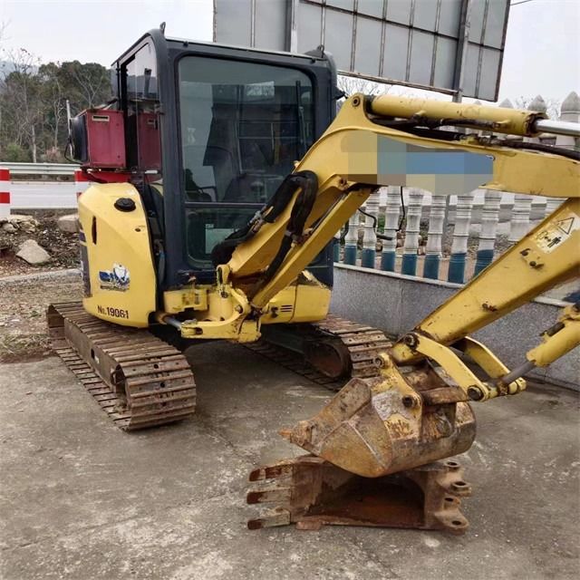 2 ตัน ใช้งานญี่ปุ่น Komatsu PC 20 MR เครื่องขุดคลาน ที่ใช้เวลาทํางานต่ําและเหมาะสม