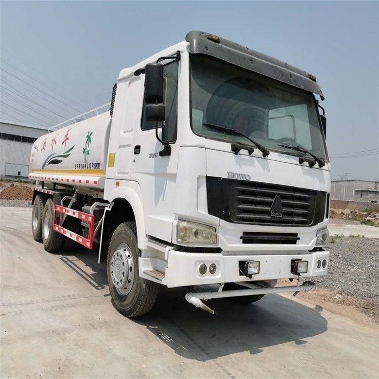 เครื่องทําความสะอาดรถบรรทุกถังน้ํา 12000-15000L พร้อมรถบรรทุก Isuzu นําเข้าจากญี่ปุ่น