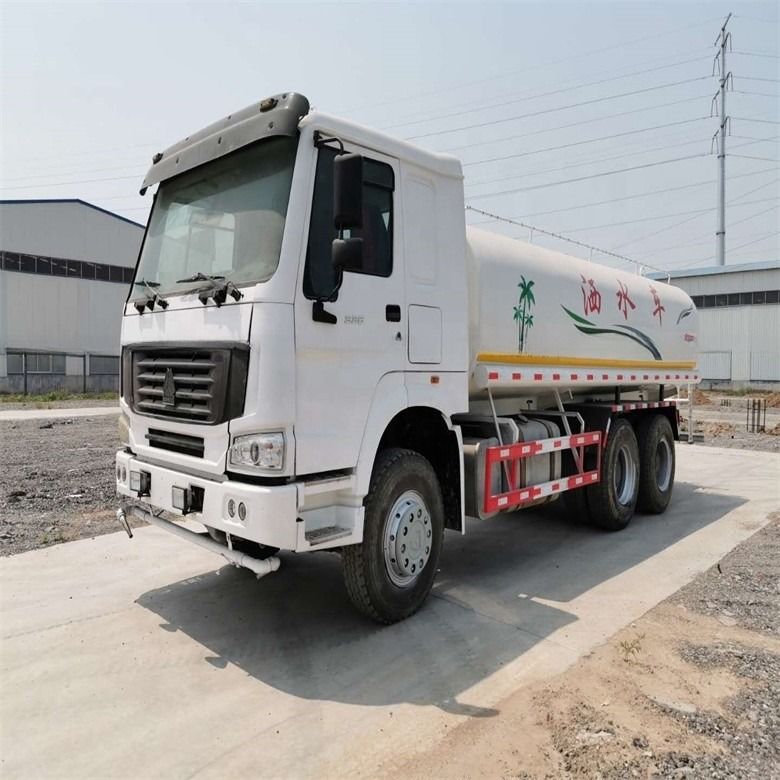 รถบรรทุกซีนโฮโว 6x4 รถบรรทุกน้ํา 12-16m พื้นที่ฉีด 25000kg น้ําหนักรถยนต์