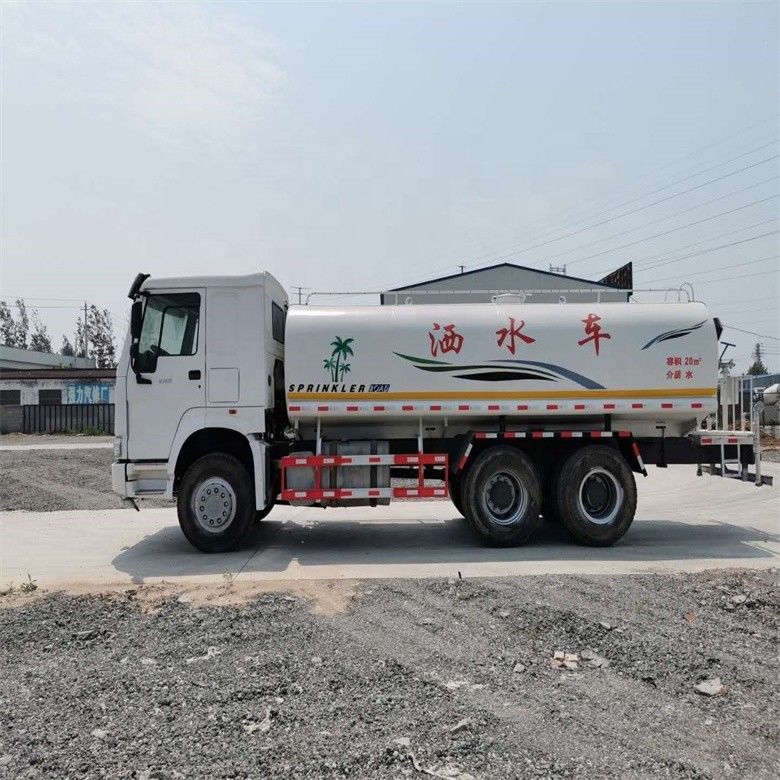 ถังเหล็กคาร์บอน Isuzu Howo รถบรรทุกน้ํา สภาพสมบูรณ์แบบ ญี่ปุ่นนําเข้ามือสอง