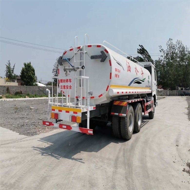 ถังเหล็กคาร์บอน Isuzu Howo รถบรรทุกน้ํา สภาพสมบูรณ์แบบ ญี่ปุ่นนําเข้ามือสอง