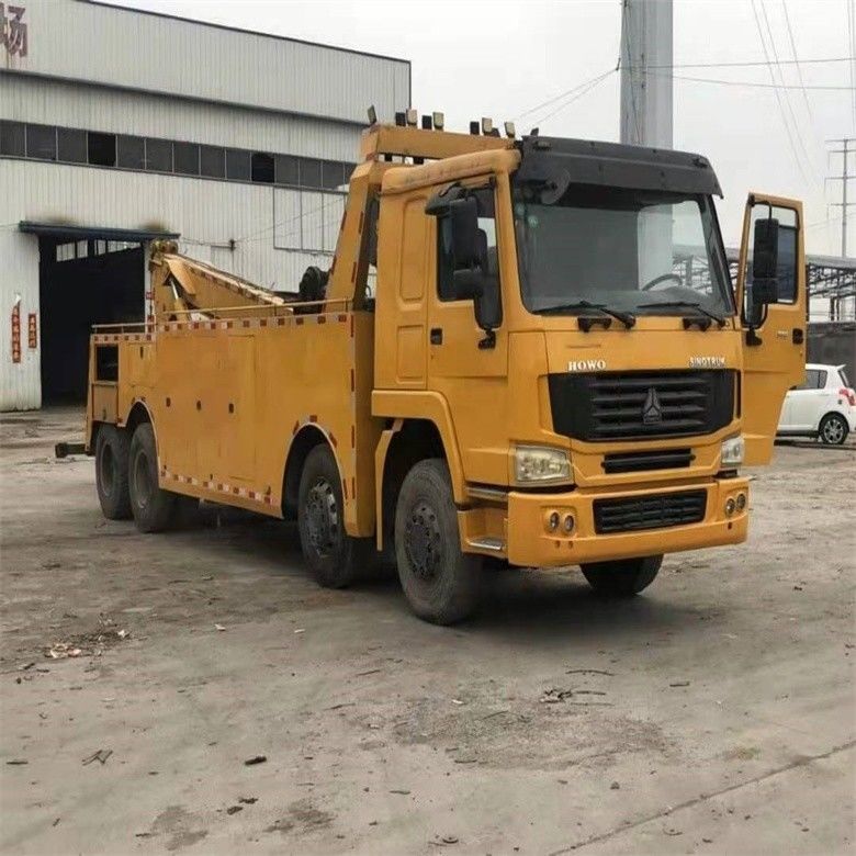 ชั่วโมงที่ใช้งานต่ํากว่า Howo 6*4 Wrecker รถลาก 8*4 ร่างลาก พร้อม ISO9001 / CCC รับรอง