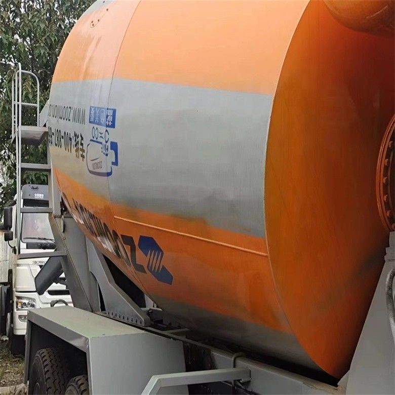 โครงการก่อสร้าง 6*4 โฮโว ซีเมนต์ รถบรรทุกผสมด้วย 371 Hp 375hp พลังงานผสม