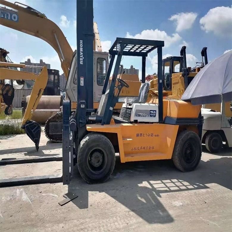 มือสองของญี่ปุ่น ผลิต Komatsu FD70 ไดเซลโฟร์คลิฟท์