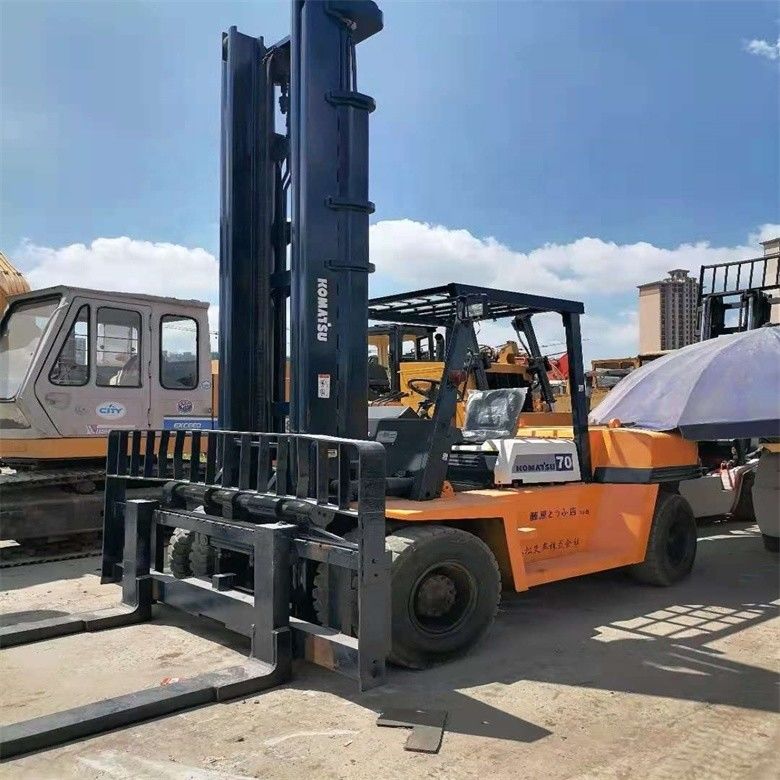 มือสองของญี่ปุ่น ผลิต Komatsu FD70 ไดเซลโฟร์คลิฟท์
