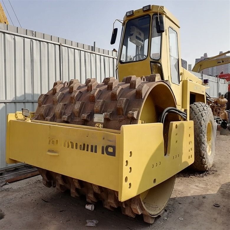 เครื่องยนต์ไดเซล ถนนถนน Bomag BW217D-2 ใช้เครื่องยนต์กลองเดียว
