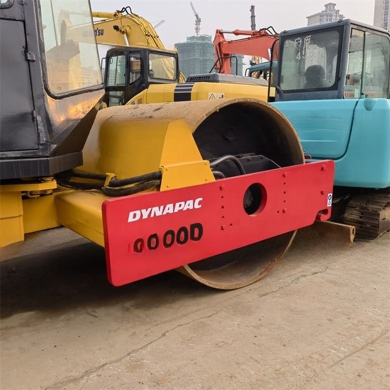 40KN แรงกระตุ้น Dynapac CA30D ใช้ถนนโรลเลอร์ single drum โรลเลอร์สําหรับการซ่อมถนน