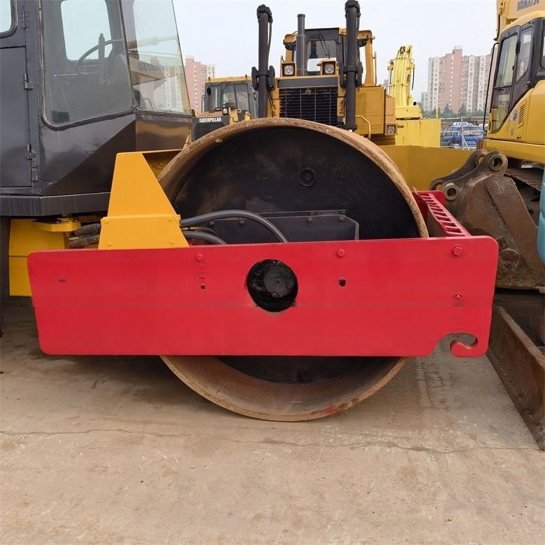 40KN แรงกระตุ้น Dynapac CA30D ใช้ถนนโรลเลอร์ single drum โรลเลอร์สําหรับการซ่อมถนน