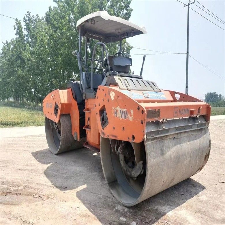 14 ตันใช้ HAMM HD130 Road Roller นําเข้าจากสหรัฐอเมริกาสําหรับวิศวกรรมสะพานทางด่วน
