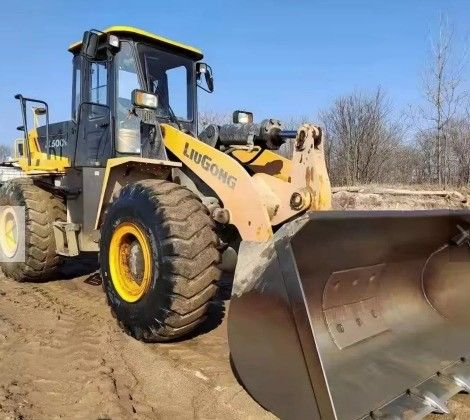 2019 Front End Loader Liugong ZL50CN แบบล้อ เครื่องจักรกลที่ใช้สําหรับการเคลื่อนที่ดิน 5 ตัน