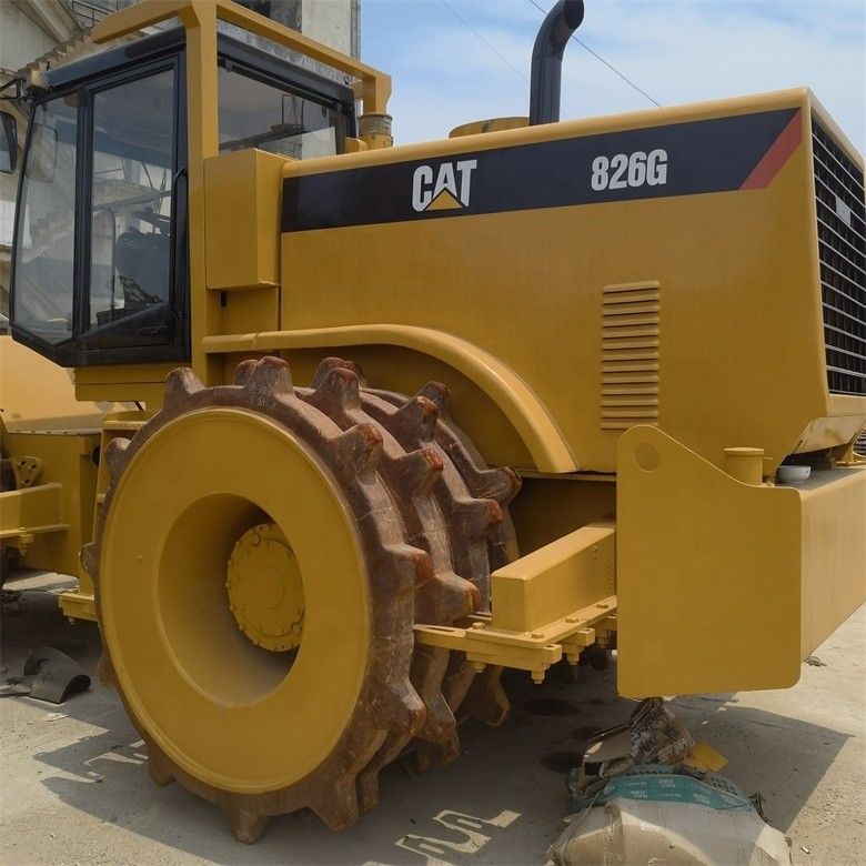 35 ตัน ใช้ Caterpillar Cat 826G เครื่องบดในสภาพดีเยี่ยม สีเดิมญี่ปุ่น