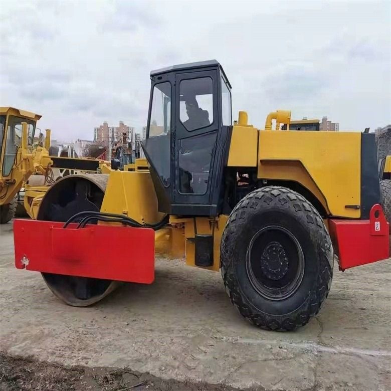 ชั่วโมงต่ํา ญี่ปุ่น ผลิต Dynapac CA30D Road Roller สําหรับงานก่อสร้าง สภาพดี