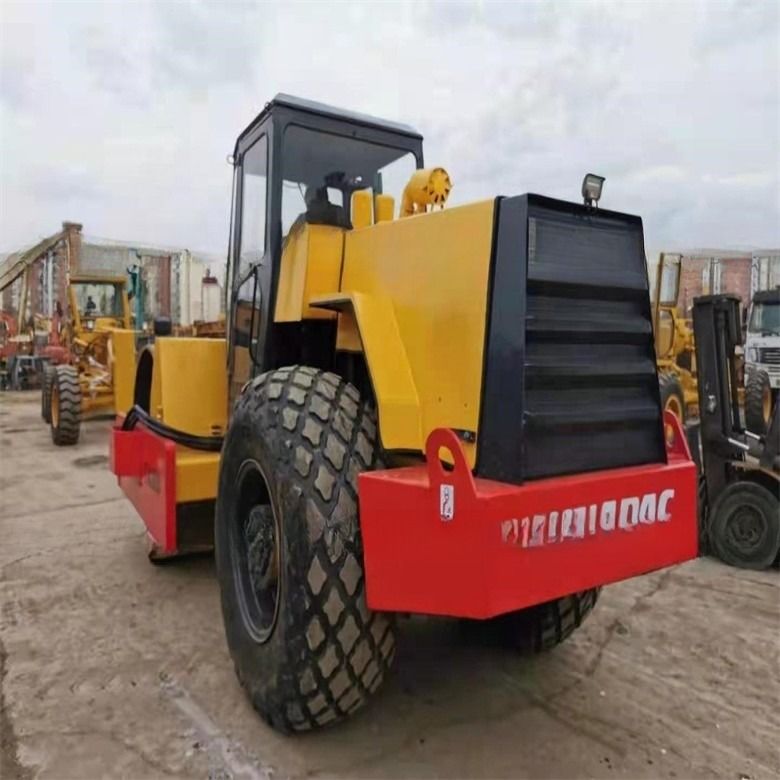 ชั่วโมงต่ํา ญี่ปุ่น ผลิต Dynapac CA30D Road Roller สําหรับงานก่อสร้าง สภาพดี