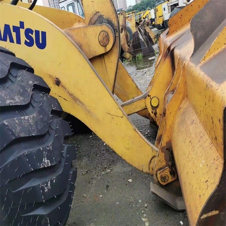 แรงปั๊มไฮดรอลิกเดิม ใช้ Komatsu WA470-6 เครื่องบรรทุกล้อ สําหรับ 470 ซีรีส์ เครื่องบรรทุกด้านหน้า