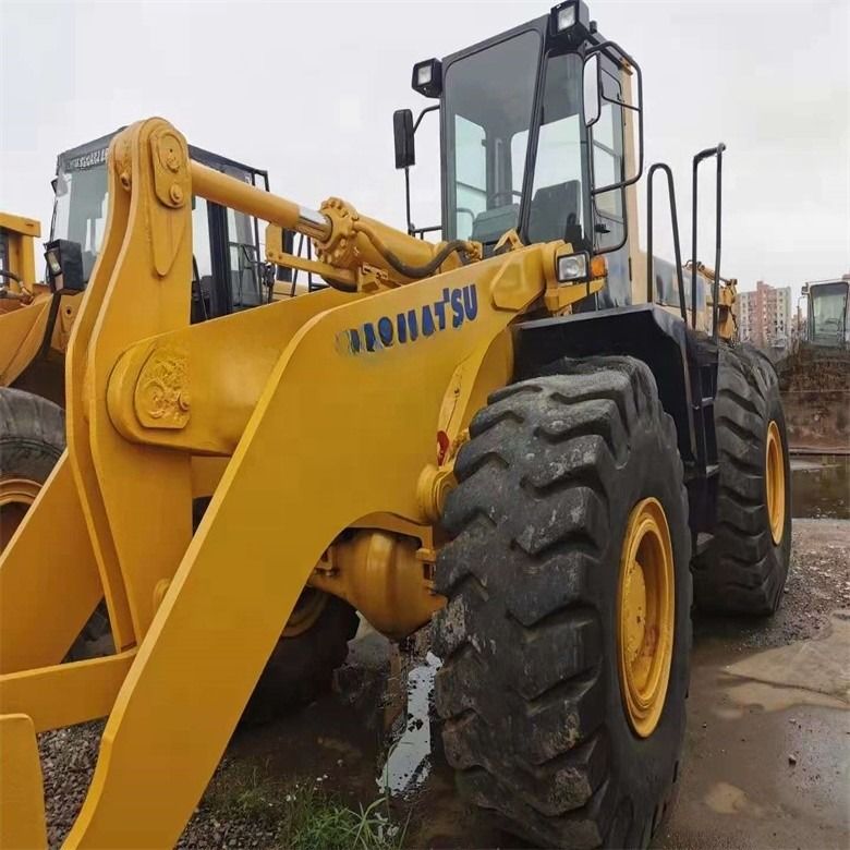 ยี่ปุ่นผลิต WA420-3 3.5cbm 6t ใช้ Komatsu ล้อบรรทุกสําหรับการดําเนินงานการเคลื่อนที่ดิน