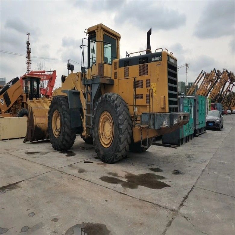การก่อสร้าง 12 ตัน ใช้ Komatsu WA600-3 เครื่องบรรทุกล้อ 600 รุ่น Heavy Front Head Loader WA600-6
