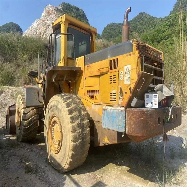 โลเดอร์หน้า 235KW โลเดอร์ล้อ Komatsu WA500-6 มือสองจากญี่ปุ่น 4.5 ก้อน