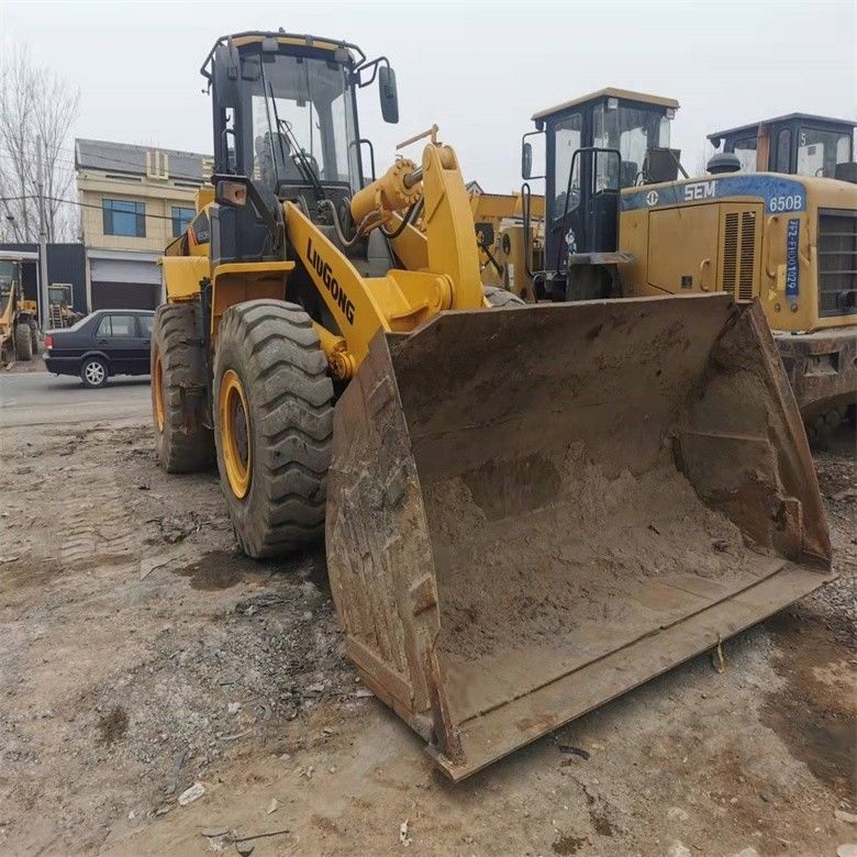 3106 มิลลิเมตรสูงสุด ความสูงการปล่อย LIUGONG 850H เครื่องบรรทุกล้อสําหรับร้านขายวัสดุก่อสร้าง