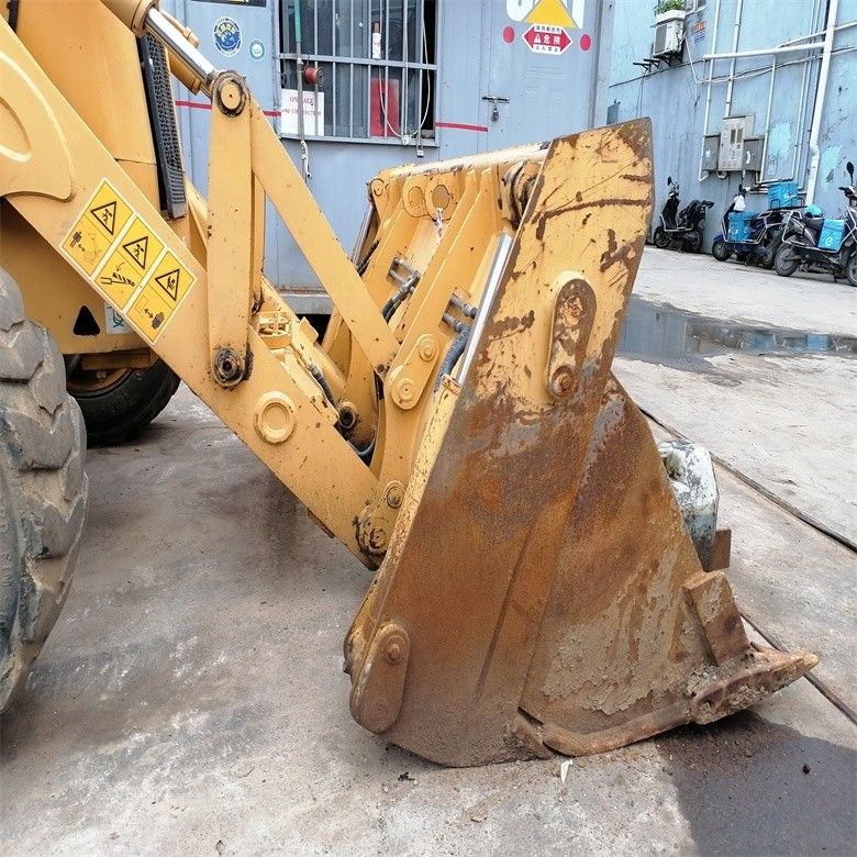 ปั๊มไฮดรอลิกเดิม ใช้ JCB 3CX เครื่องบรรทุกถัง 6.07 ตัน