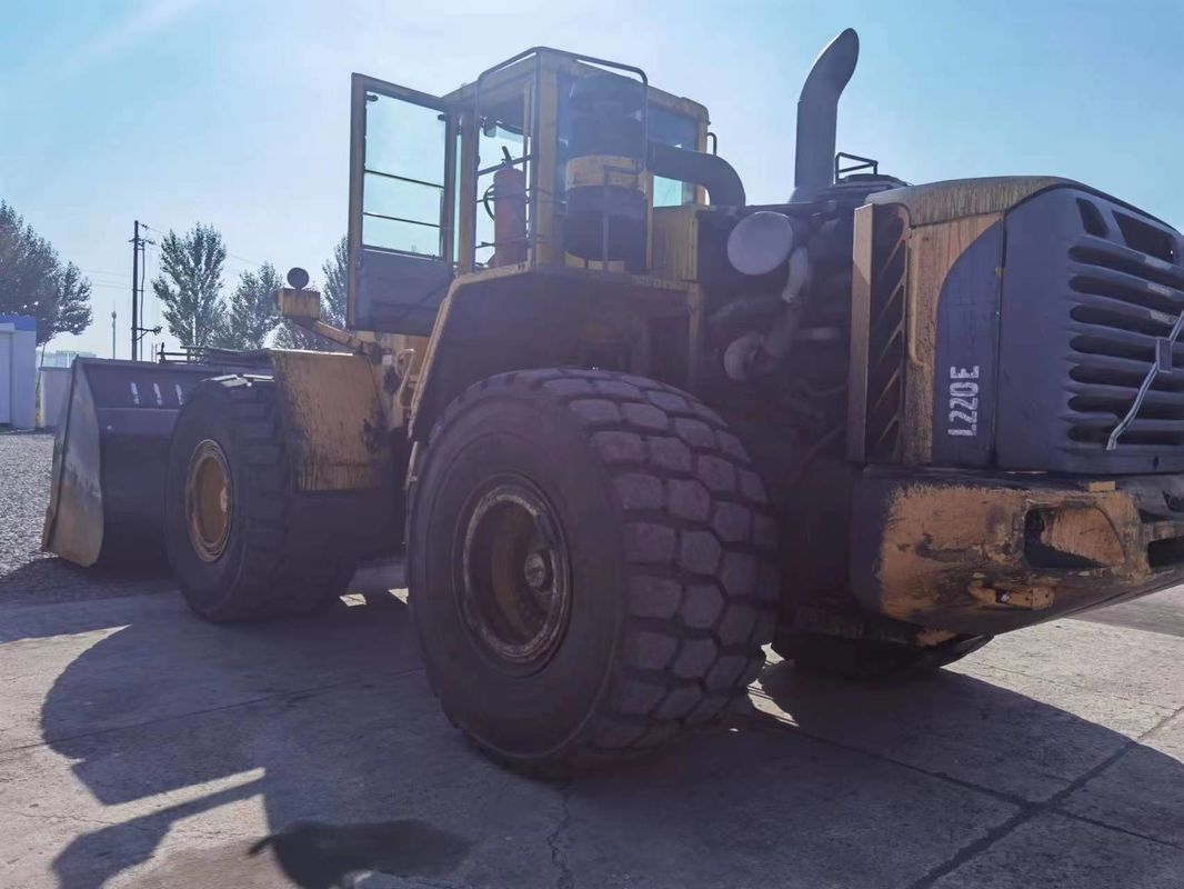 4WD Drive Type Used Loader VOLVO L220E ออกแบบเดิมล้อสกิด-สเตียร์ Loader แบบเคลื่อนที่
