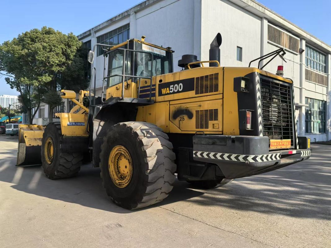 เครื่องบรรทุกล้อ Komatsu WA500-6 มือสอง เครื่องบรรทุกด้านหน้าหนัก นําออกจากจีน