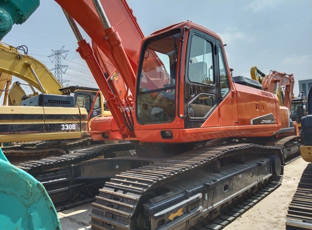 ขายเครื่องขุด Doosan DX420LC-9C รุ่นมือสอง