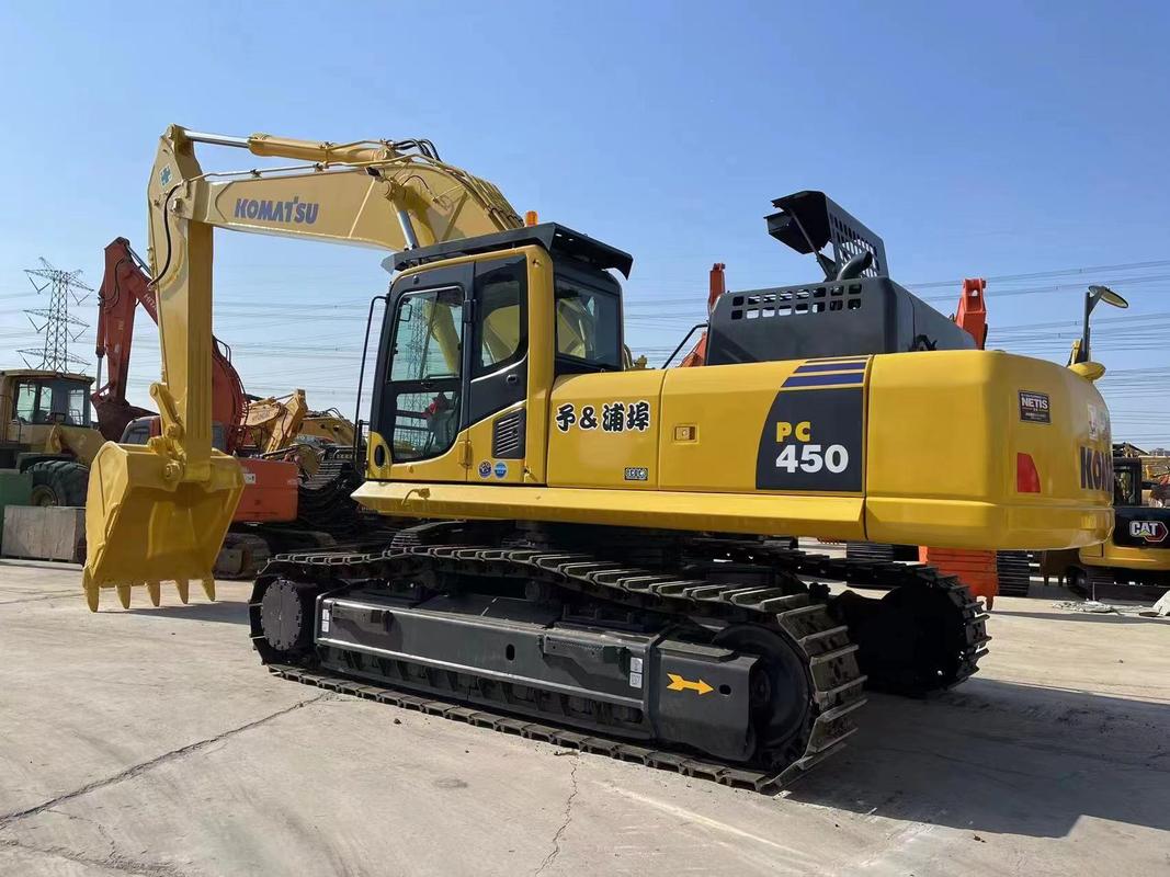 รถขุด Komatsu PC450-8 ใช้แล้ว ขนาด 45 ตัน รถขุดตีนตะขาบ ความกว้างในการขนส่ง 3.5 เมตร
