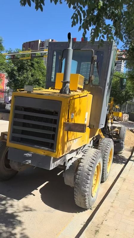 ขายเกรดเดอร์ยนต์ Komatsu GD355A-1 ใช้แล้ว | อุปกรณ์ก่อสร้างถนนที่เชื่อถือได้ ส่งออกจากประเทศจีน